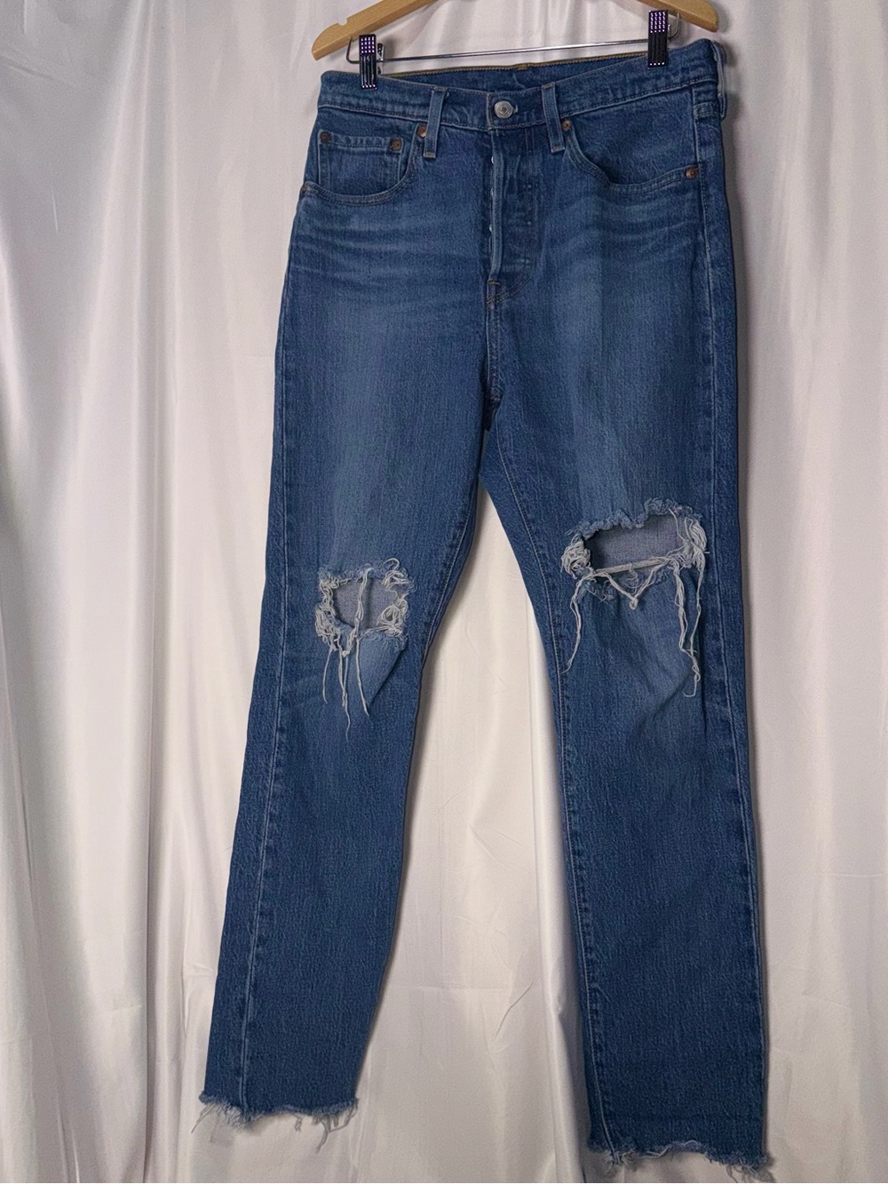 Levi's Women's Skinny Distressed Blue Jeans